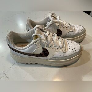 Nike Court Vision Alta